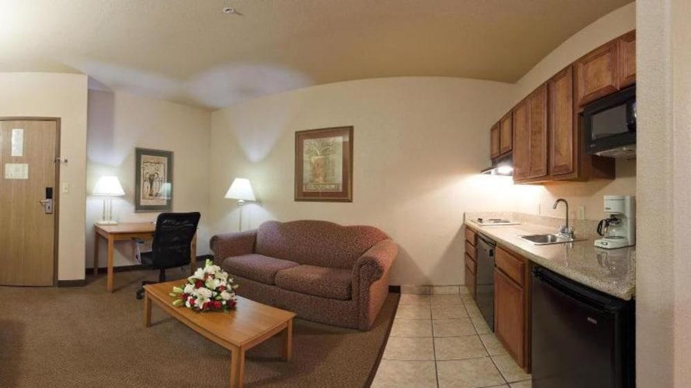 Express & Mission-mcallen Area 2*