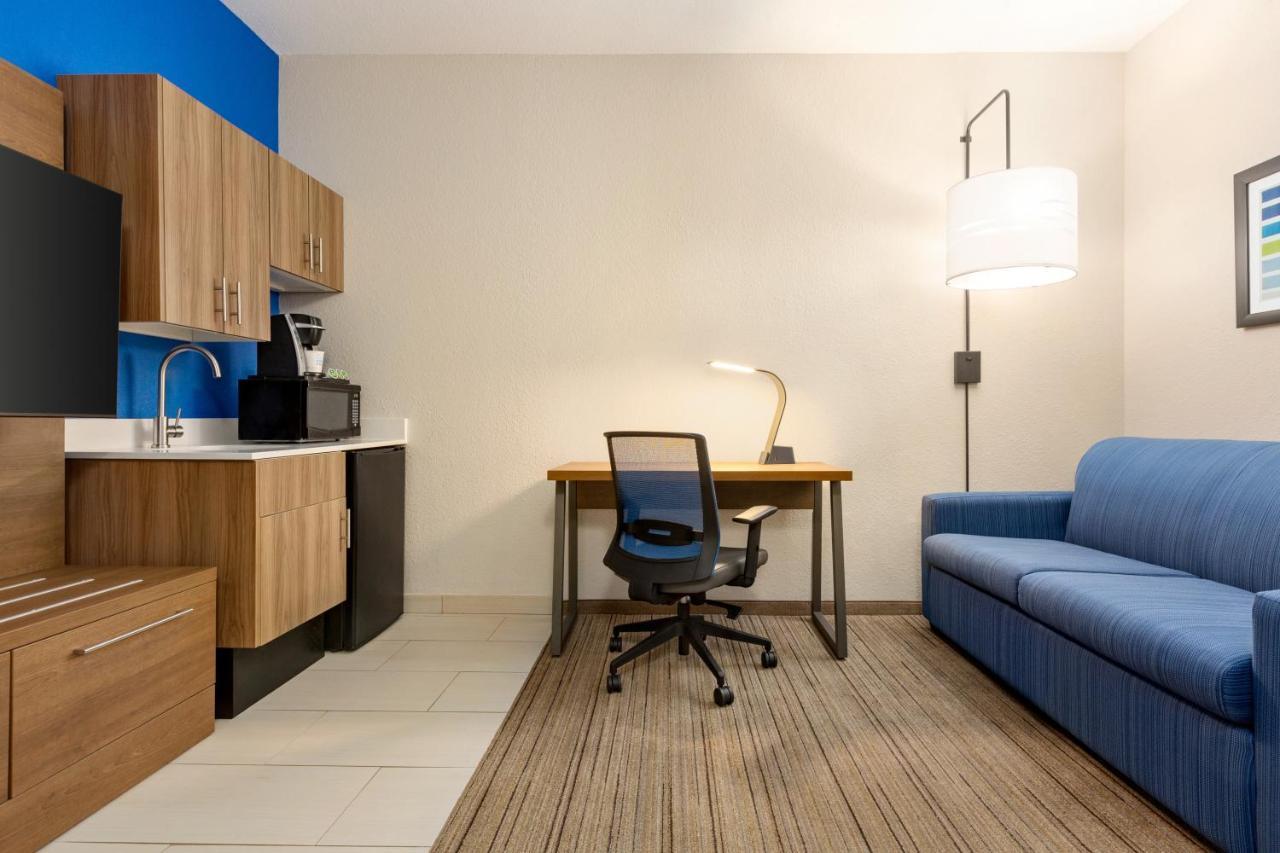 Hotel Express & Mission-mcallen Area Mission